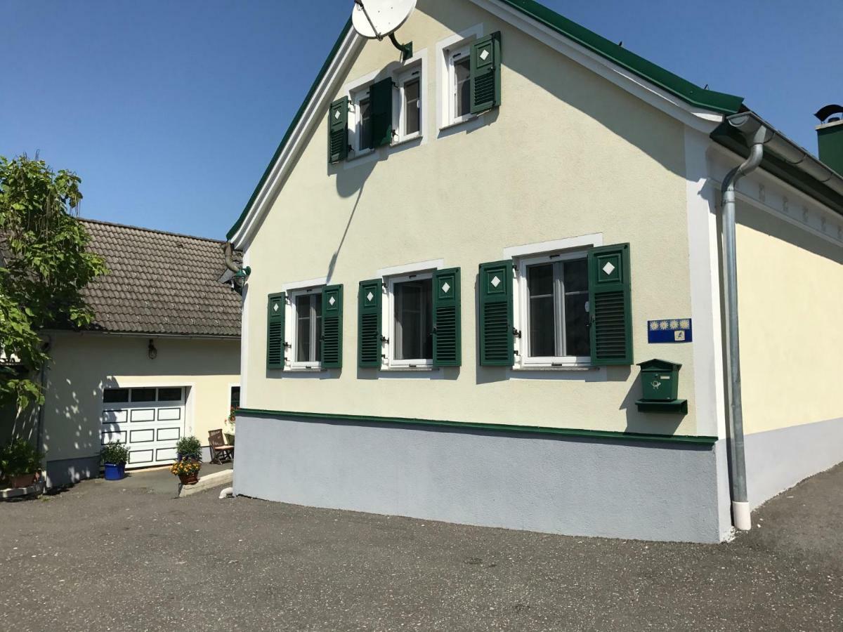 Gaestehaus Lindenhof 제너스도르프 외부 사진